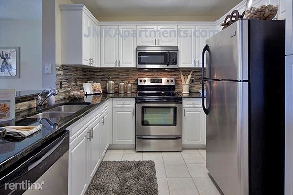 Building Photo - 3 br, 2 bath Apartment - 7199 PGA Blvd.