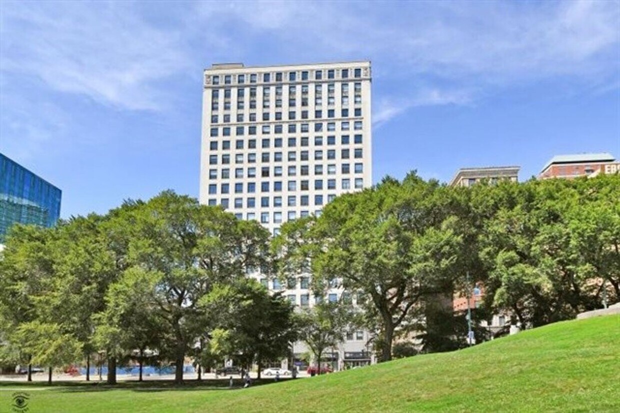 Foto principal - Michigan Ave 608