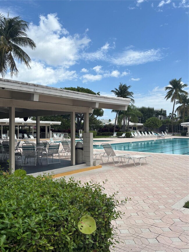 Foto del edificio - 1260 Sugar Sands Blvd