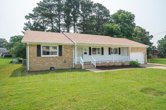 Building Photo - 208 S Parliament Dr