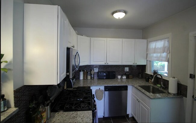 Foto del edificio - 4214 Vine St