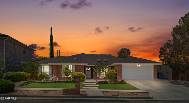 Building Photo - 6544 Brisa Del Mar Dr