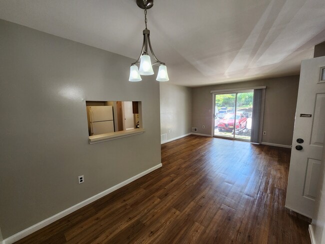 Building Photo - 34 Barberry Ct