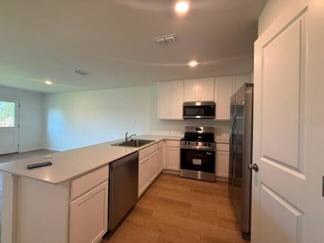 Foto del edificio - 2428 Bevel Ln