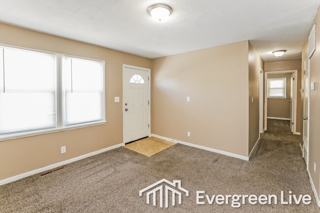 Building Photo - 5201 Palmer Dr