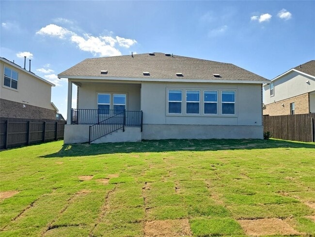 Building Photo - 1816 Boggy Creek Ranch Rd