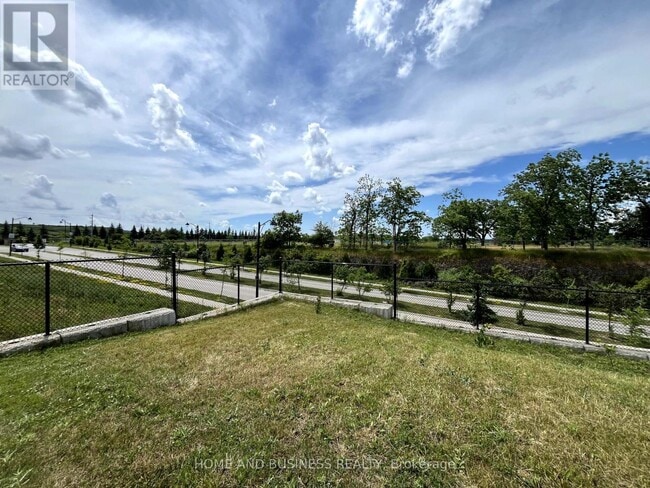 Building Photo - 27 Allcroft Ct