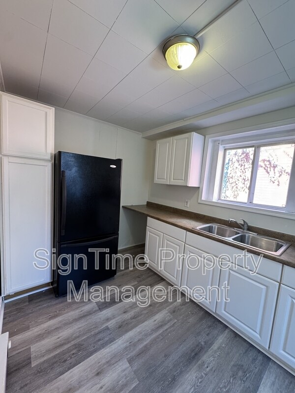 Foto principal - 61-69 East Franklin Street - 39 N Locust