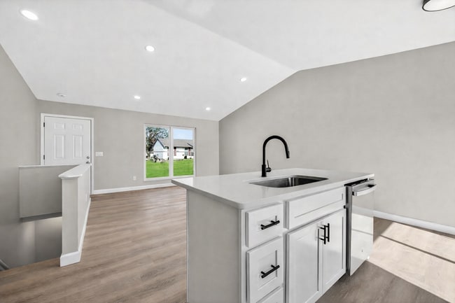 Building Photo - 1362 Half Moon Dr