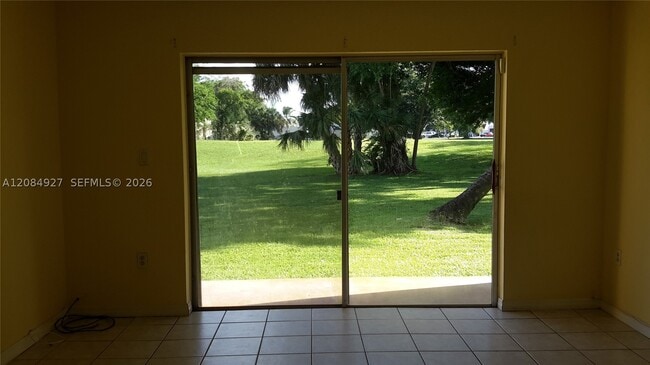 Building Photo - 7400 Miami Lakes Dr