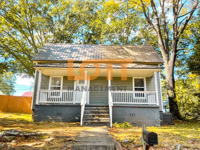 Photo - 6 Pelzer St House