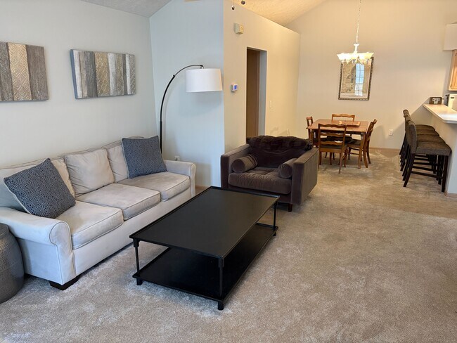 Foto del edificio - 388 Park Woods Ln