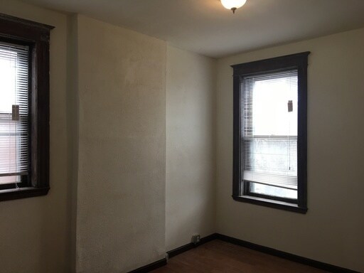 Foto del edificio - 3024 Miami St