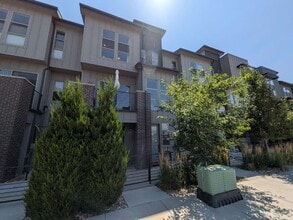 Building Photo - 5009 S Prince Pl