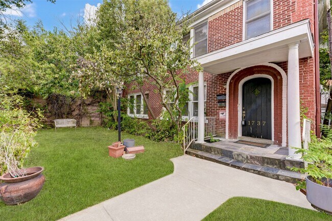 Foto del edificio - 1737 Branard St