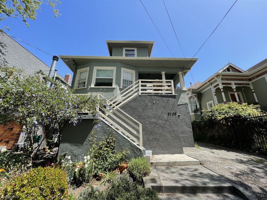 Foto principal - 1 br, 1 bath 4plex - 3109 King St #D