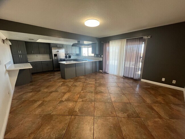 Foto del edificio - Beautiful Home available now