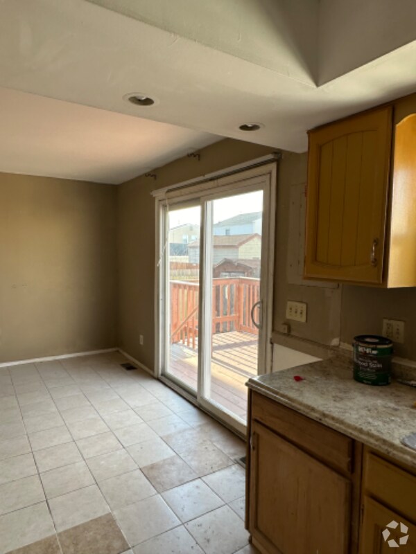 Chelsea Heights Apartments for Rent with Hardwood Floors Atlantic City, NJ 3 Rentals