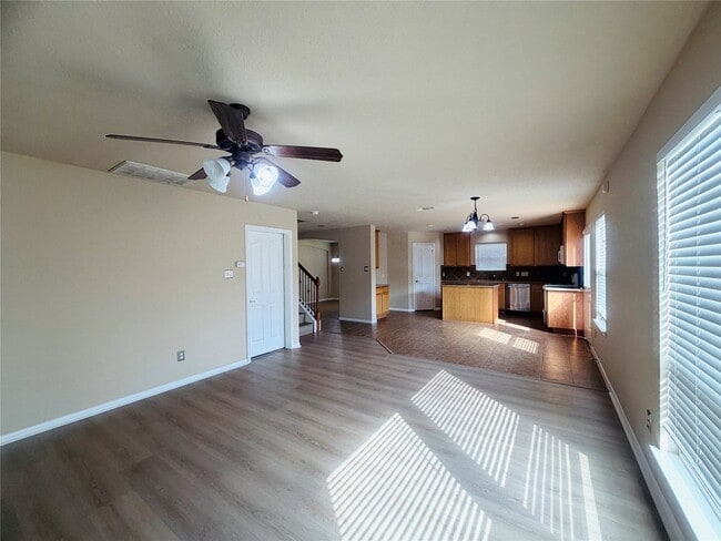 Building Photo - 246 Golden Grain Dr