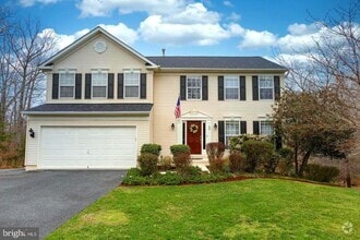 Building Photo - 53 Crestwood Ln