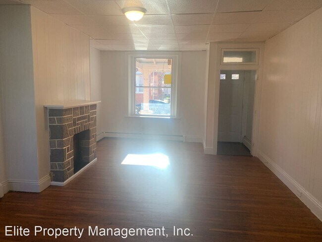 Building Photo - 5 br, 1 bath House - 913 W. Princess St.