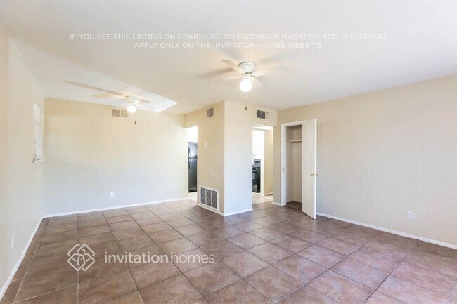 Foto del edificio - 840 E Mountain View Rd