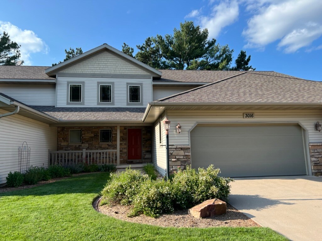 3016 Ross Ave, Weston, WI 54476 Townhome Rentals in Weston WI