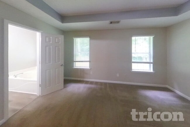 Building Photo - 104 Kimbell Farm Dr