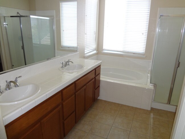 Building Photo - 3309 Cypress Springs Ct