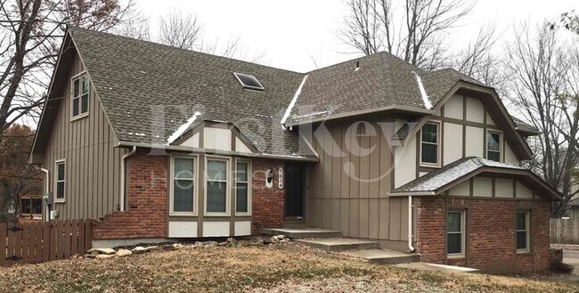 Foto del edificio - 1654 E Sheridan Bridge Ln