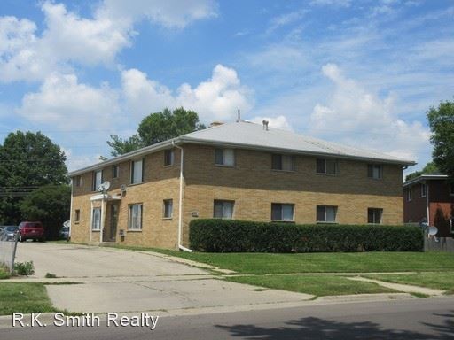 Primary Photo - 1633 Randolph Rd