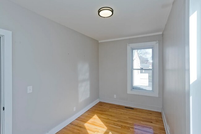 Foto del edificio - 13 Hampden St