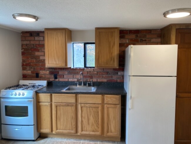 Foto del edificio - 339 Village St