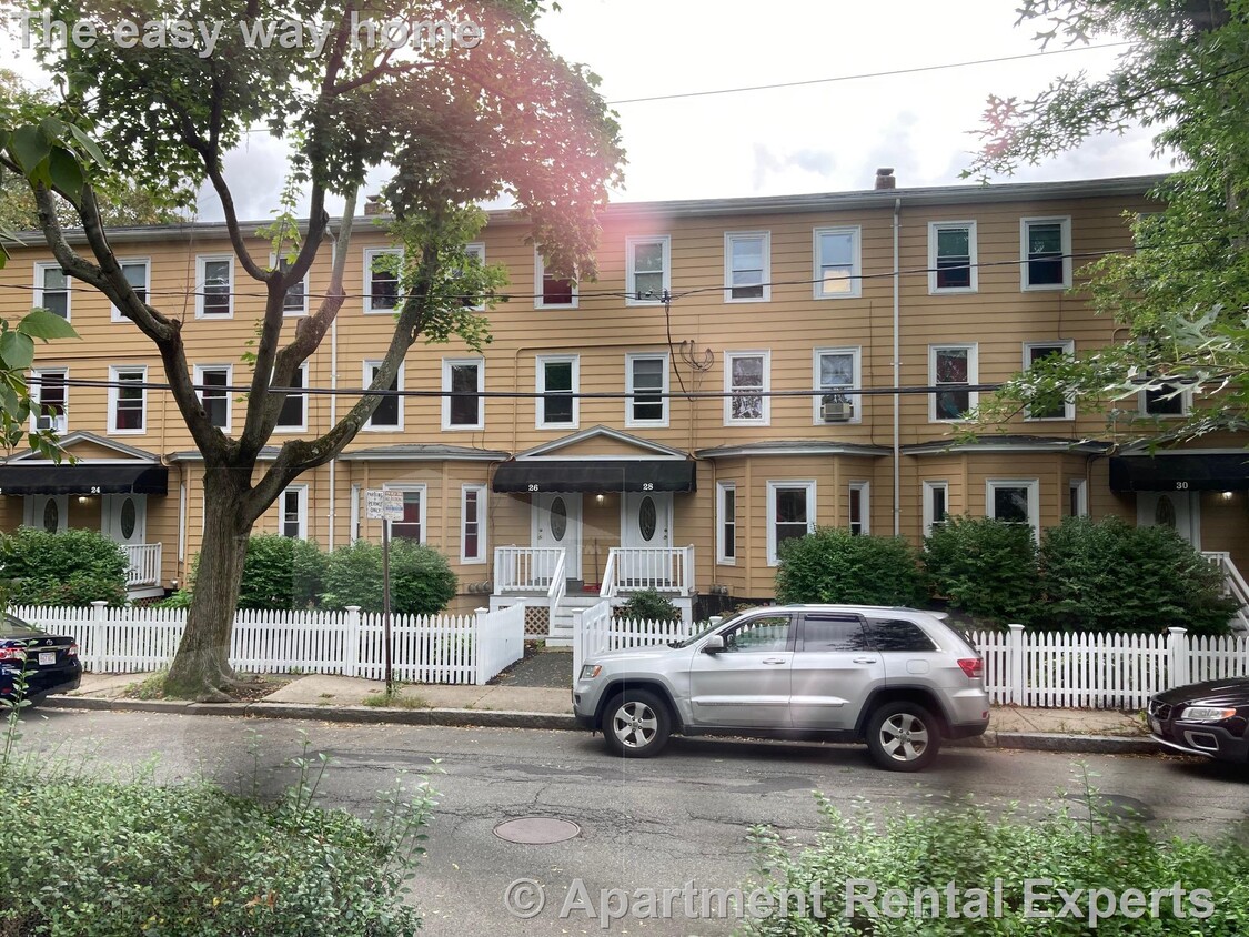 Foto principal - 24 Cogswell Ave