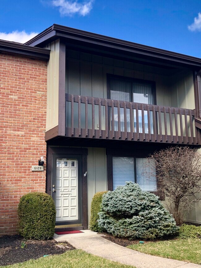 Foto del edificio - 6128 Martingale Lane