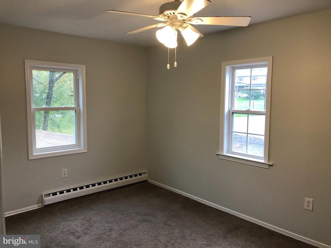 875 Rising Sun Rd, Telford, PA 18969 House Rental in Telford, PA