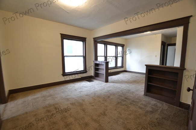 Building Photo - 107 Arizona Ave