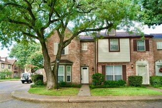 Building Photo - 5801 Lumberdale Rd