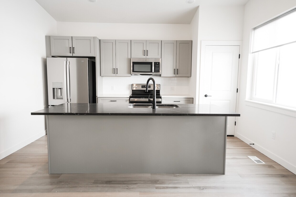 Foto principal - The Springs at Coyote Ridge