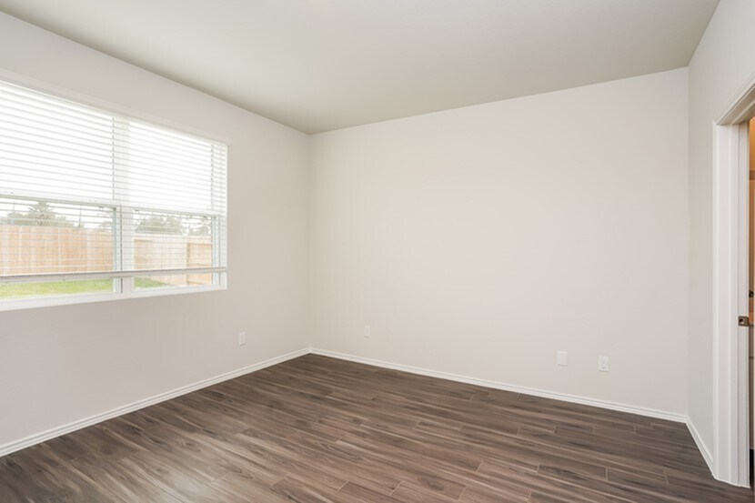Foto del edificio - 3181 Wood Lily Dr
