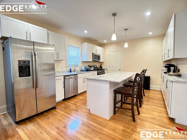Building Photo - 43 Matchett St