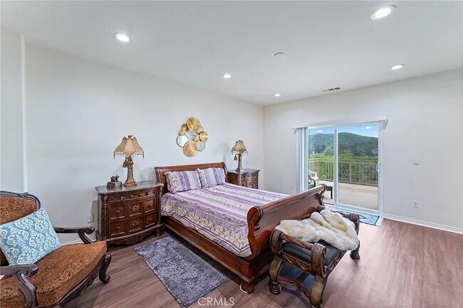 Foto del edificio - 26607 Millhouse Dr