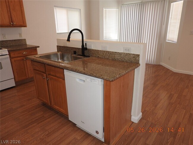 Foto del edificio - 3732 Stowe Creek Ave