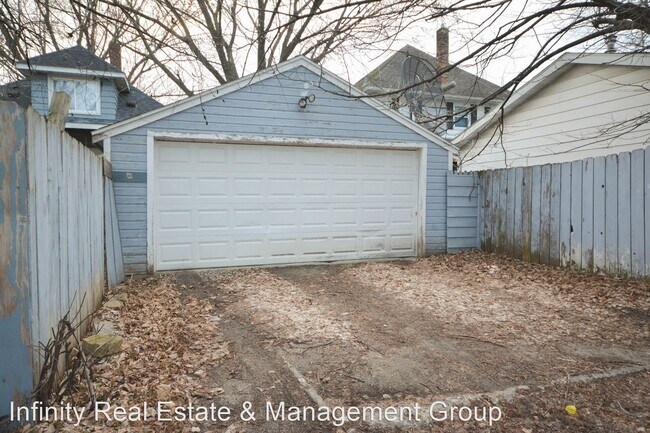 Building Photo - 3 br, 1 bath House - 307 11th Ave NE