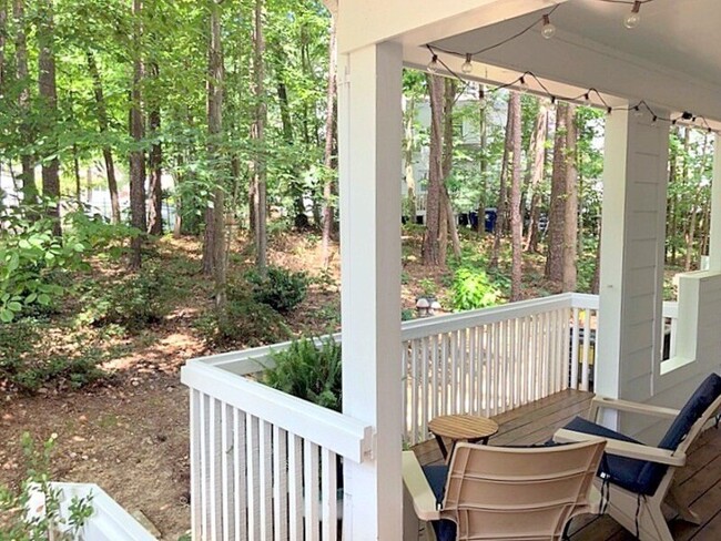 Foto del edificio - 3813 Carnegie Ln