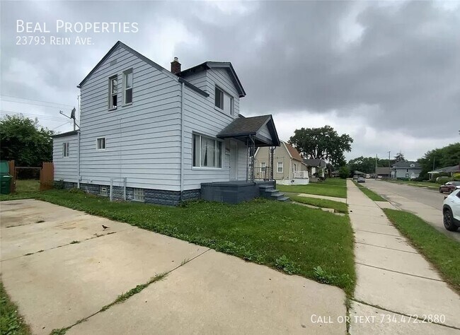 Building Photo - 23793 Rein Ave