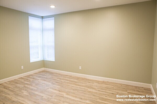 Foto del edificio - 10 Roxbury St