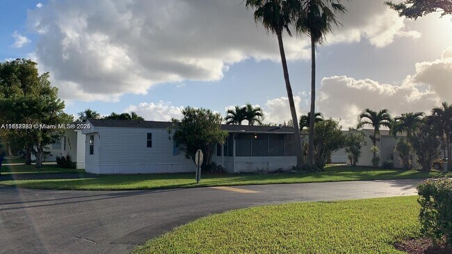 Building Photo - 35250 SW 177th Ct
