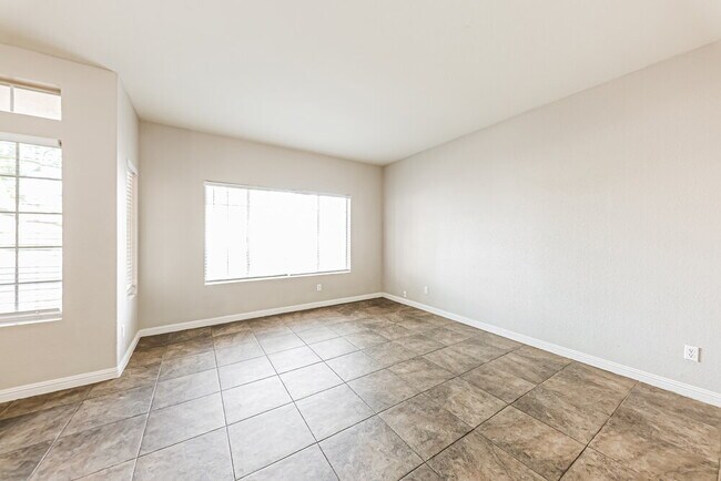 Foto del edificio - 3717 N Heather Ln