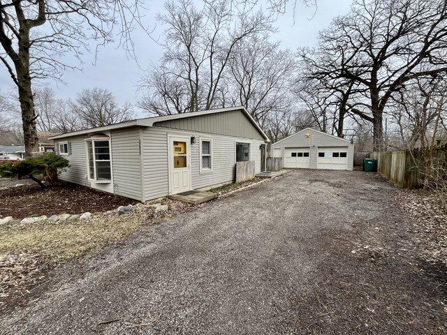 Primary Photo - 2 bedroom in Beach Park IL 60087